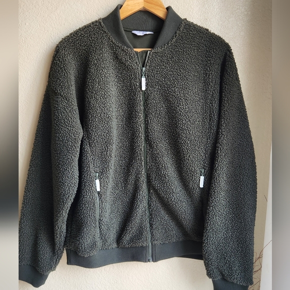 NWT PELOTON Sherpa Bomber Jacket Green Size M - Picture 2 of 7